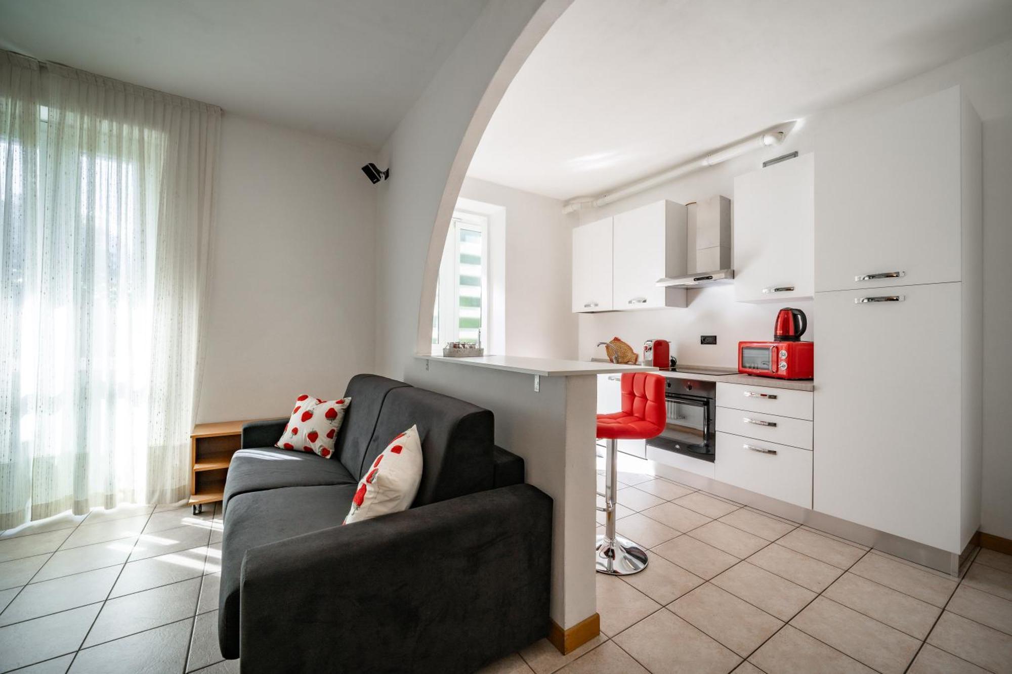 Dolce Teresa Apartment Mandello del Lario Exterior foto